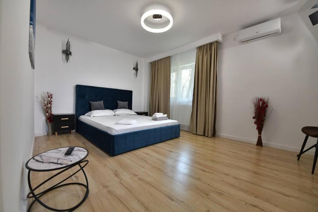 Luxury Studio / Ghencea Apartment บูคาเรสต์ ภายนอก รูปภาพ