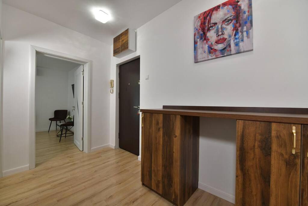 Luxury Studio / Ghencea Apartment บูคาเรสต์ ภายนอก รูปภาพ